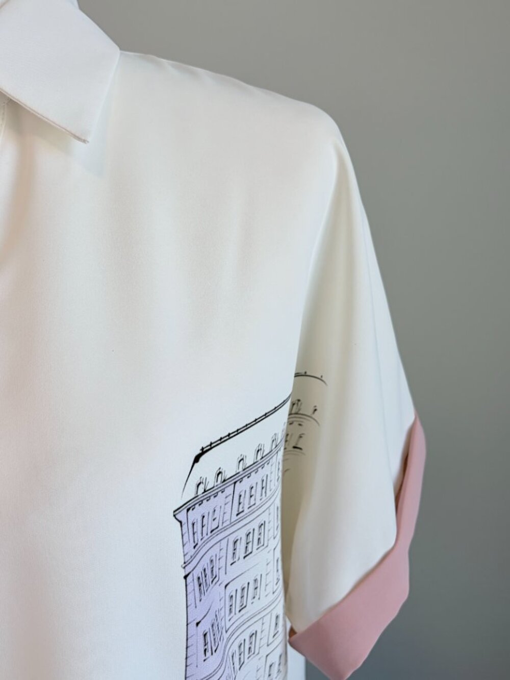 Aras Paris City Print Blouse Art Deco Collared Novelty Art White Pink Size 40 - Picture 5 of 13
